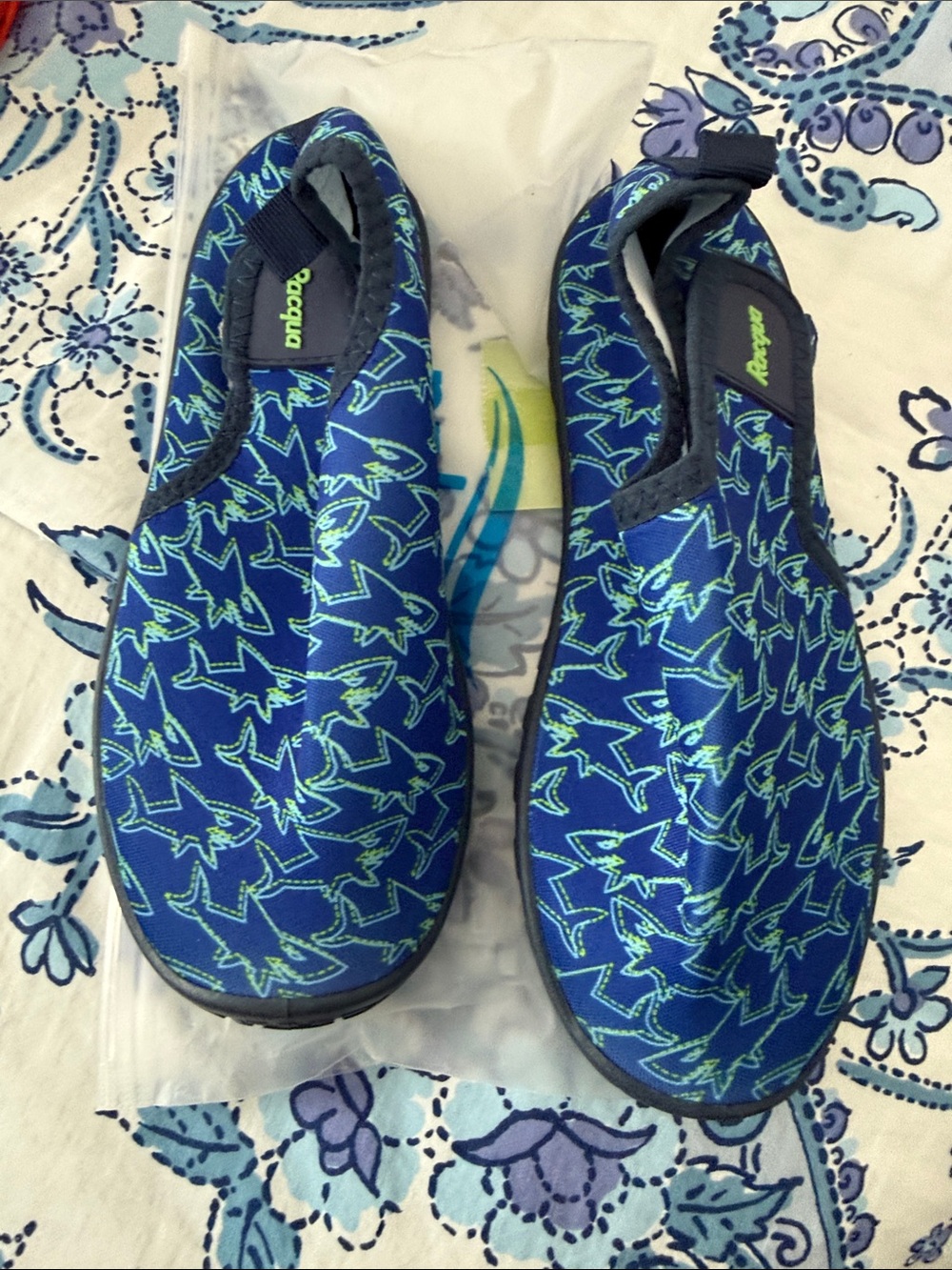 Kids Water Shoes - Blue/Green Shark Pattern